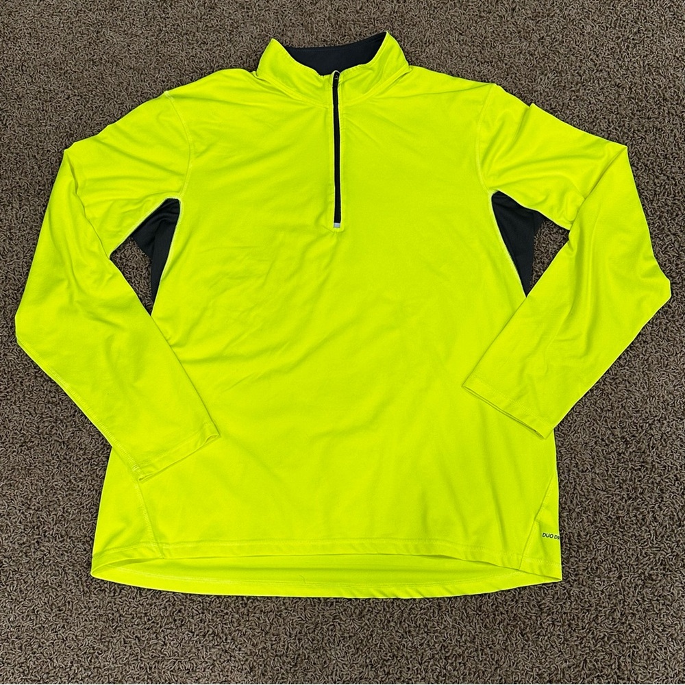 Men’s bright yellow 1/4 zip Duo-dry shirt size large